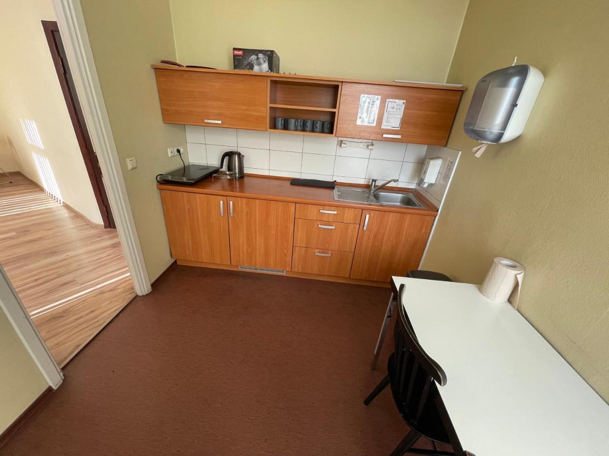 Mr Jo'S Hostel 考纳斯 外观 照片